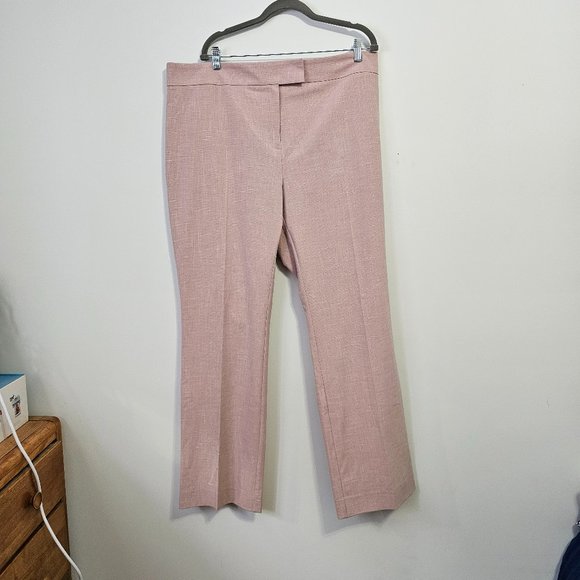 NWT le chateau Women's dress pants in light pink size 18W - Picture 1 of 5